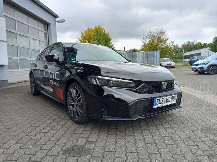 Honda Civic e: HEV Advance