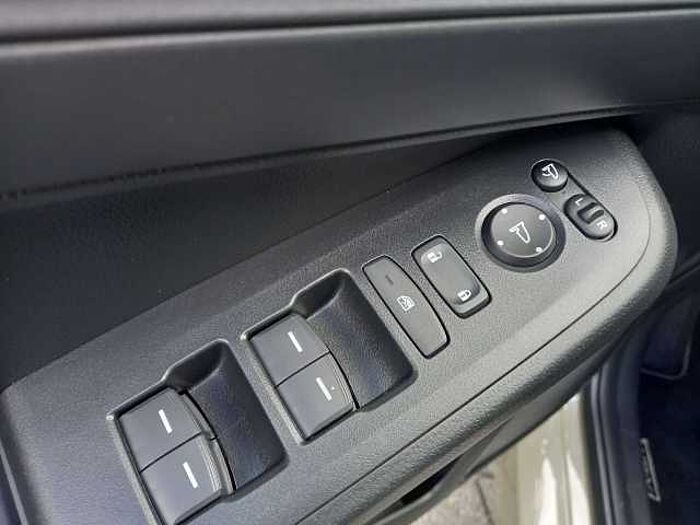 Honda HR-V e:HEV 1.5 i-MMD Hybrid Elegance
